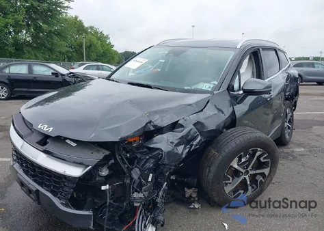 2023 Kia Sportage Hybrid Ex z USA, uszkodzony, nr VIN KNDPVCAG1P7110909